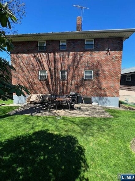 Building Photo - 1432 13th St