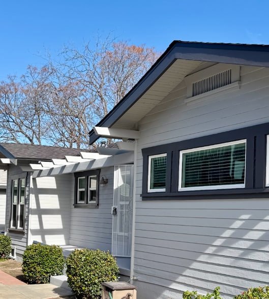 Building Photo - 541 W Commonwealth Ave