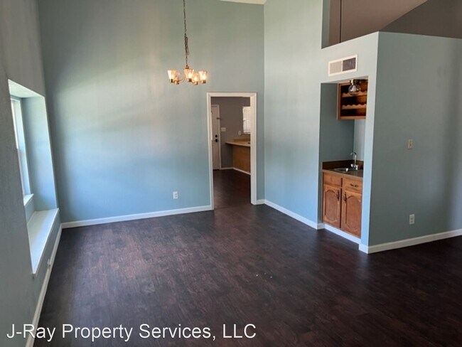 Building Photo - 3 br, 2 bath House - 5070 Red River Trail