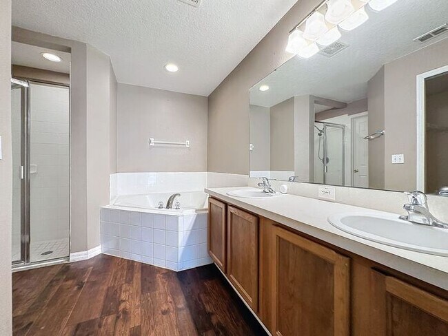 Building Photo - Poinciana single family home in Village 7,...
