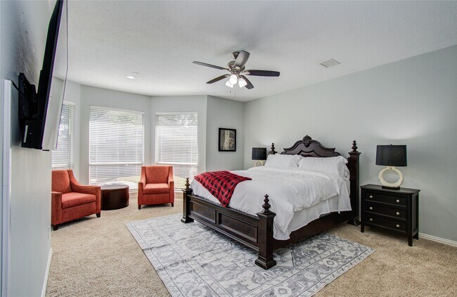 Building Photo - 4907 Mountain Fork