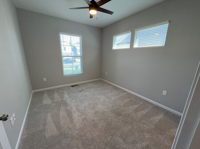 Building Photo - 4857 Osprey Pointe Dr