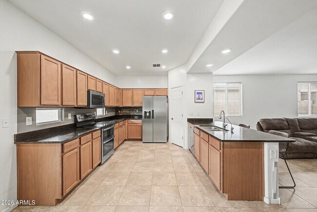 Building Photo - 3514 E Cowboy Cove Trail