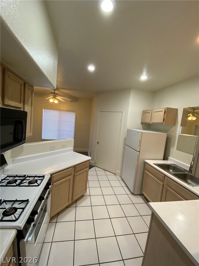 Building Photo - 9000 S Las Vegas Blvd