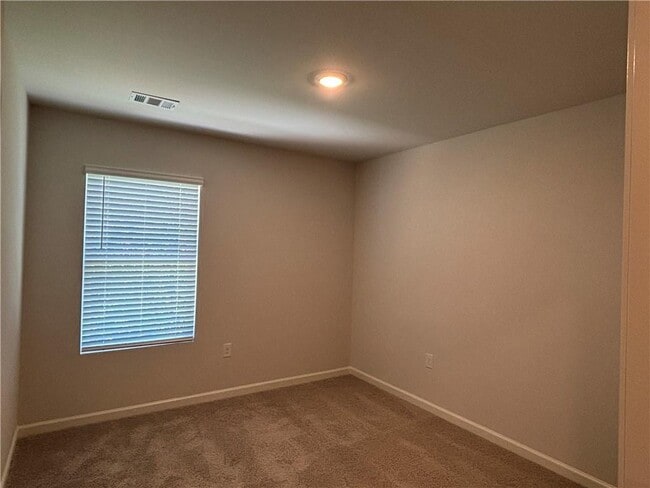 Building Photo - 27 Rustin Rdg