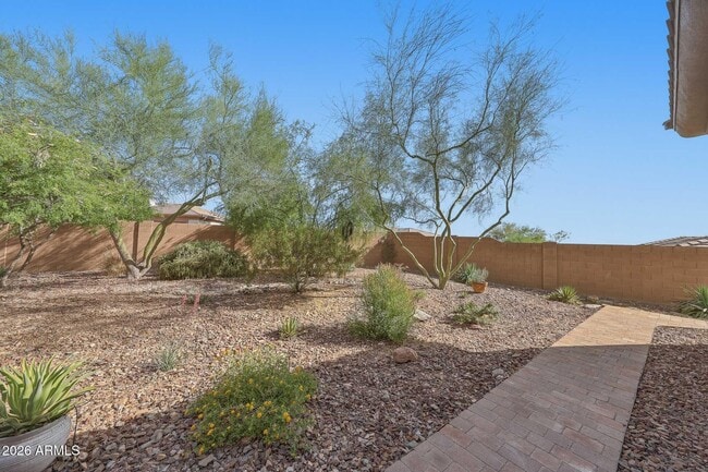 Building Photo - 2129 W Legends Way