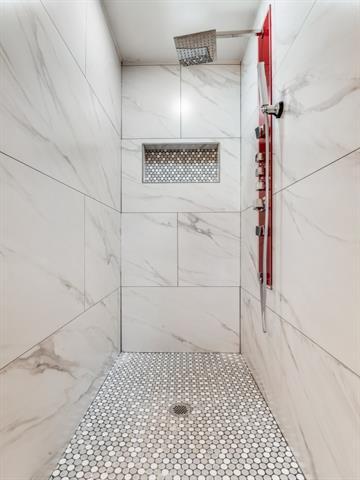 Building Photo - 2117 Beaumont St