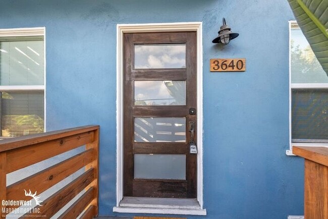 Building Photo - Upgraded 2Bdm 1Ba Upstairs Unit in North Park!