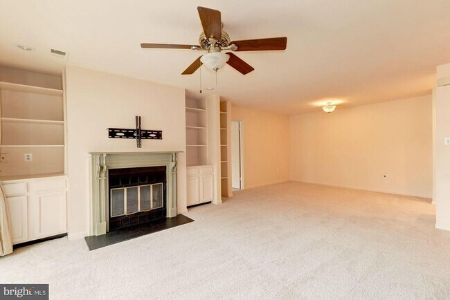 Building Photo - 10195 Ashbrooke Ct