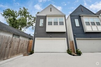 Building Photo - 308 Neyland St