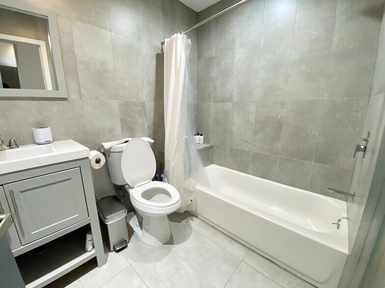 Building Photo - 1436 N 7th St