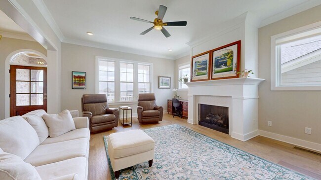 Building Photo - Durham Farms of Hendersonville!