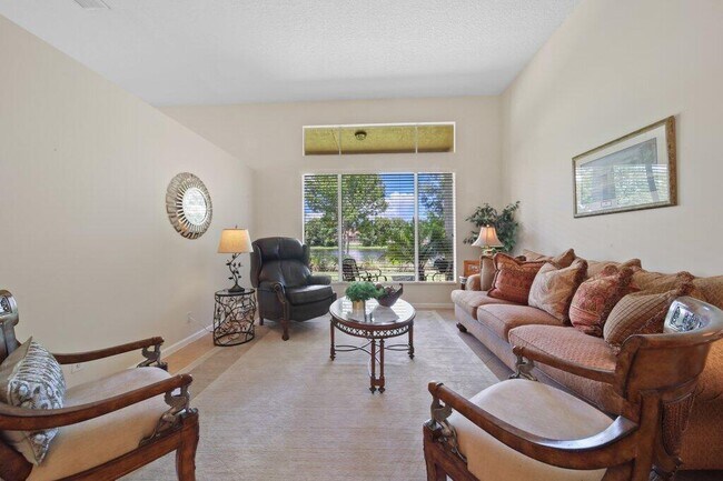 Building Photo - 1423 SE Legacy Cove Cir