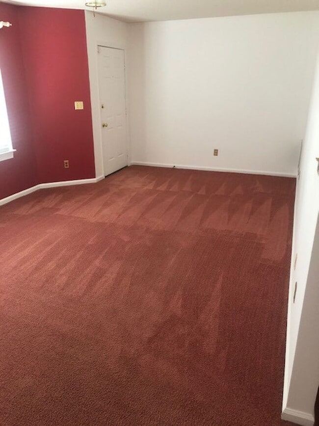 Building Photo - COMING SOON in Sheraton Village