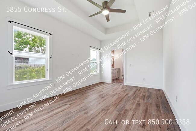 Building Photo - 5855 Congress St