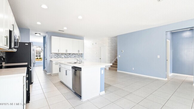 Building Photo - 86578 Lazy Lake Cir