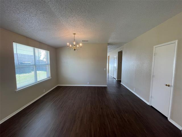 Building Photo - 1611 Columbia Dr