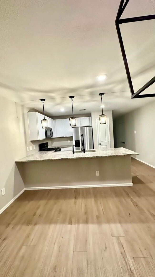 Primary Photo - 236 Rustic Ridge Cir