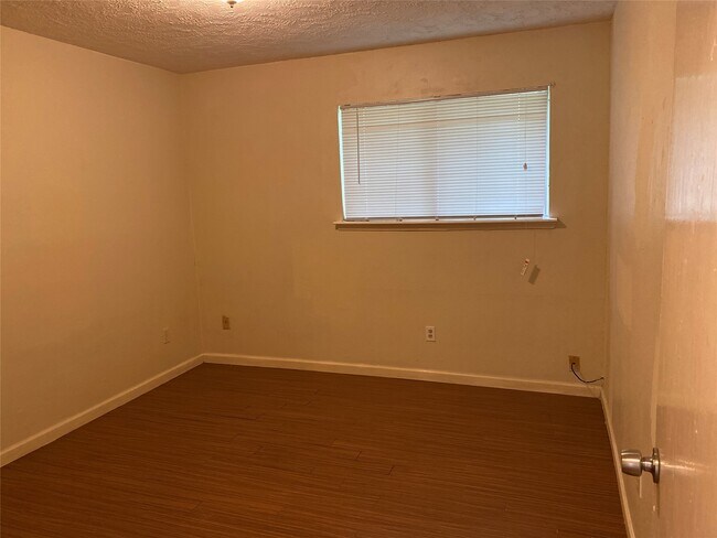 Building Photo - 6851 Caddo Lake Ln