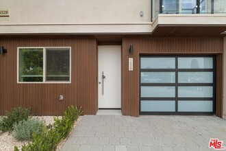 Building Photo - 5530 Sunnyslope Ave