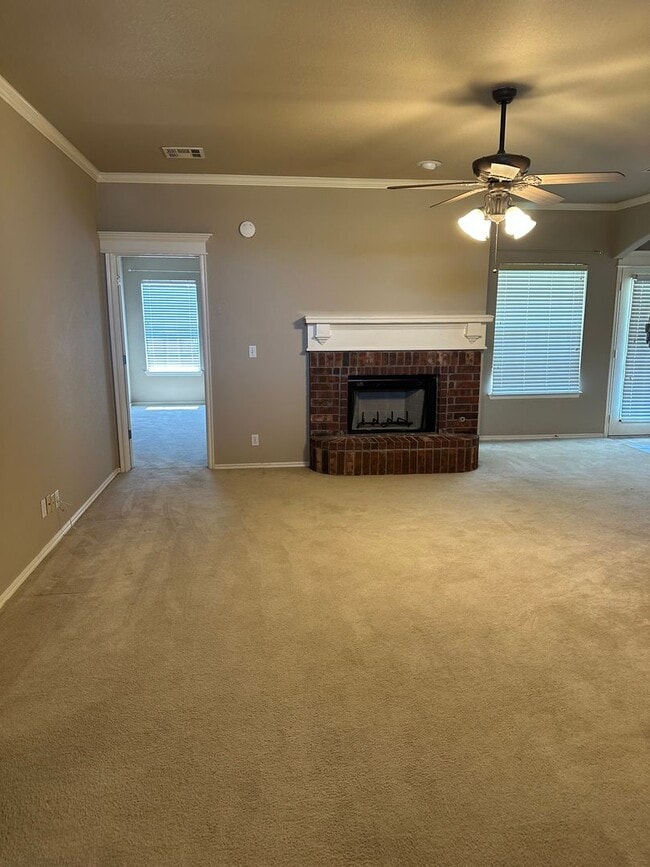 Building Photo - 3 bedroom + Office in Owasso Schools!