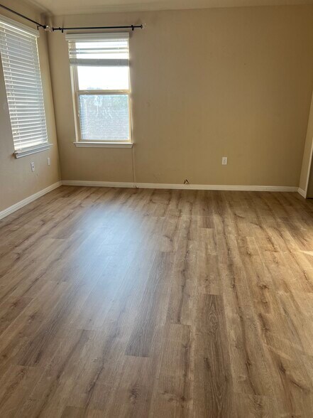 Building Photo - 1029 Britt Ln