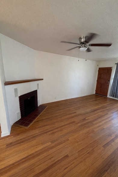 Building Photo - 2113 Madeira Dr NE