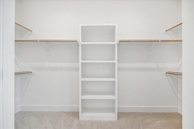 Building Photo - 1538 W Tidwell Rd