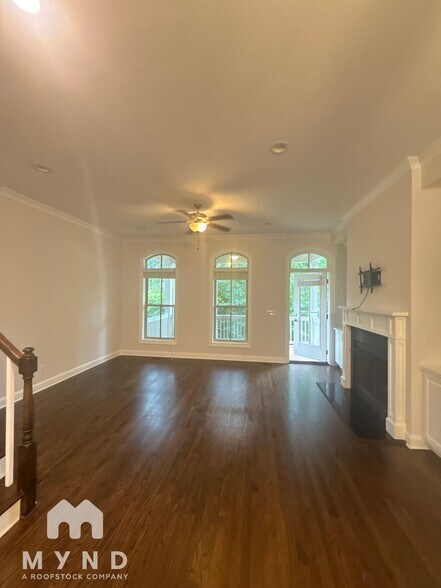 Building Photo - 801 Corduroy Ln