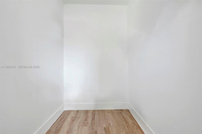 Building Photo - 1351 SW 125th Ave