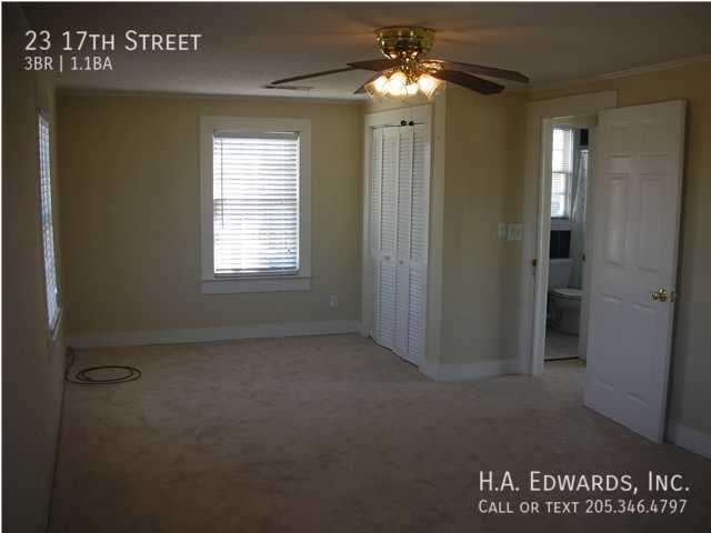 Building Photo - 23 17th St