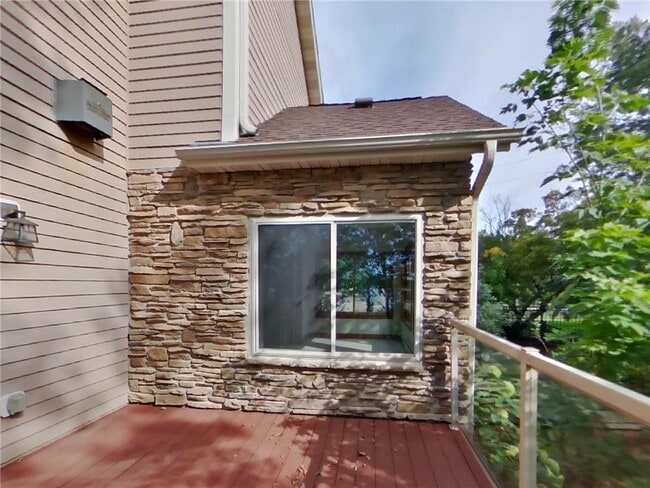 Building Photo - 11405 W Laketowne Dr