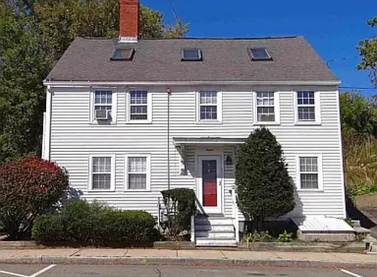 Building Photo - 12 Portland Ave