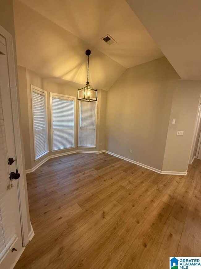 Building Photo - 1314 Moss Rose Ln