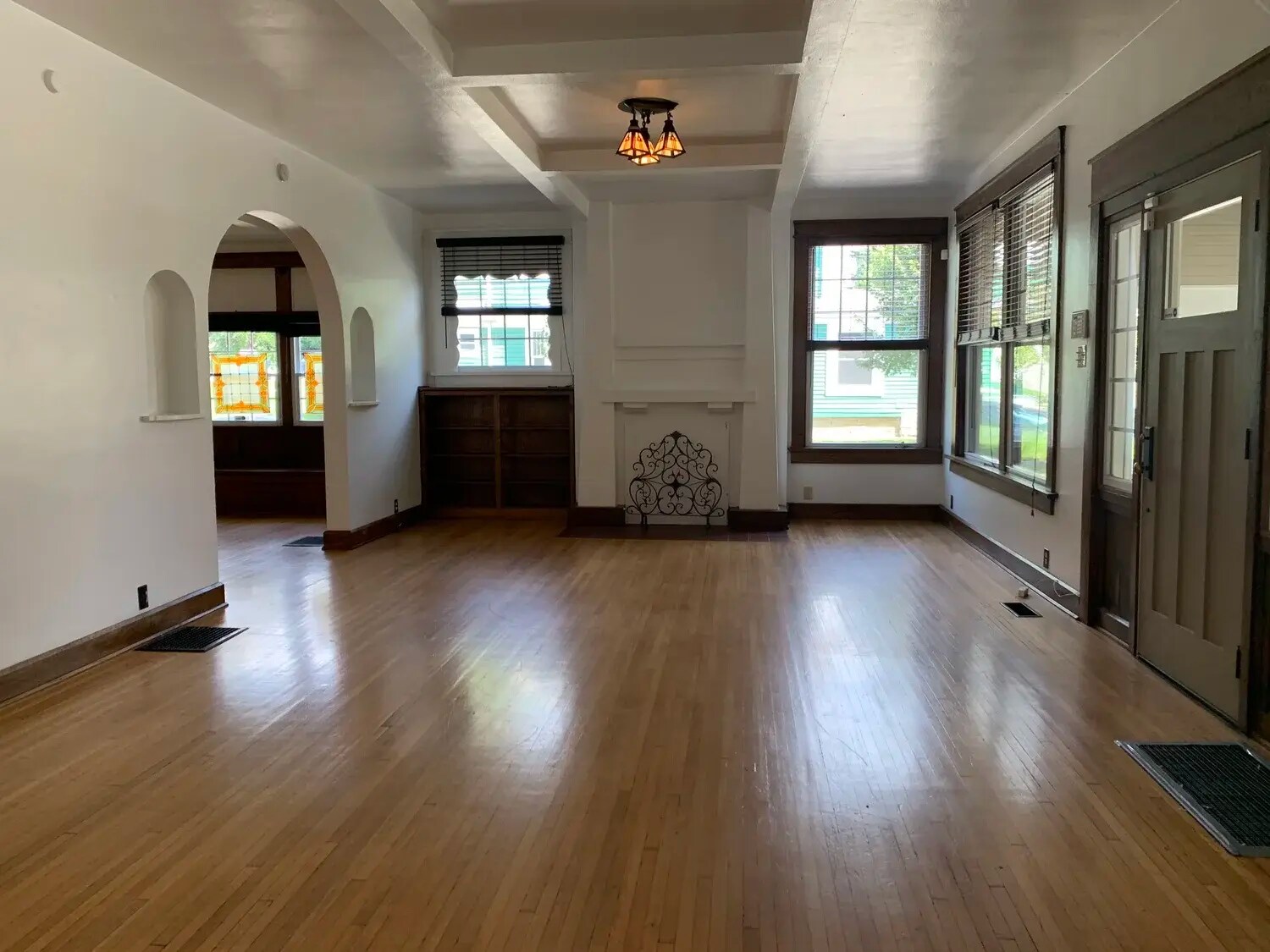 Building Photo - 500 S Fess Ave