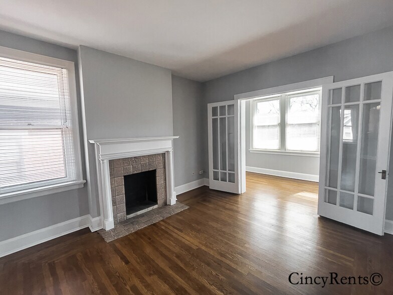 Building Photo - 2642 Madison Rd