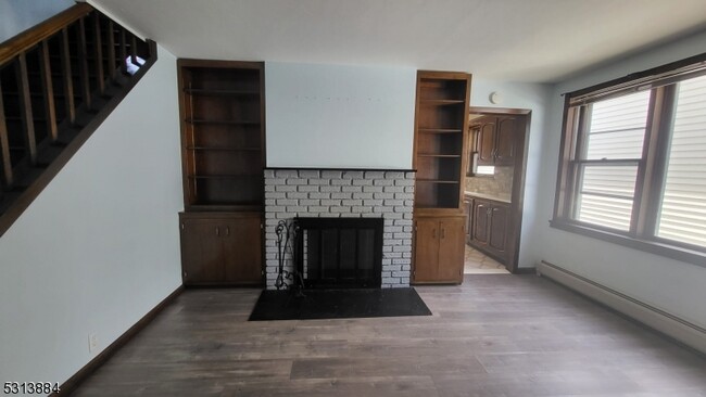 Building Photo - 47 Hackensack Ave