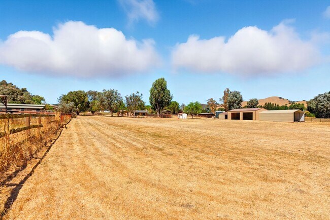 Building Photo - $5995 - Ranch-style home with acreage in West Gilroy's quiet countryside