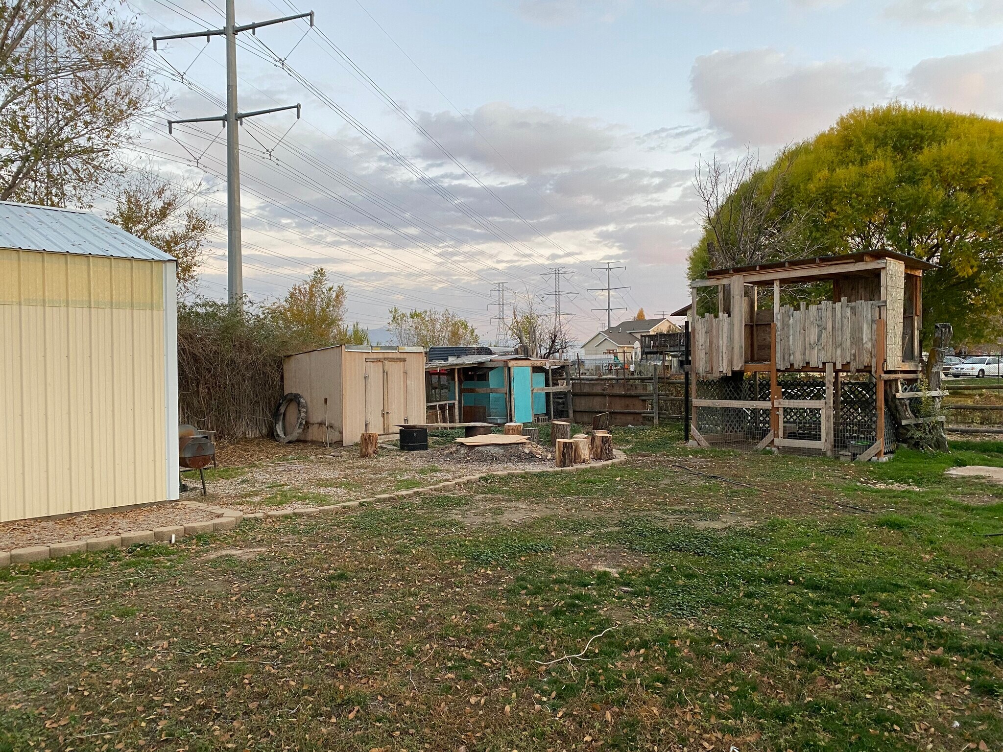 Building Photo - 1275 W 700 S