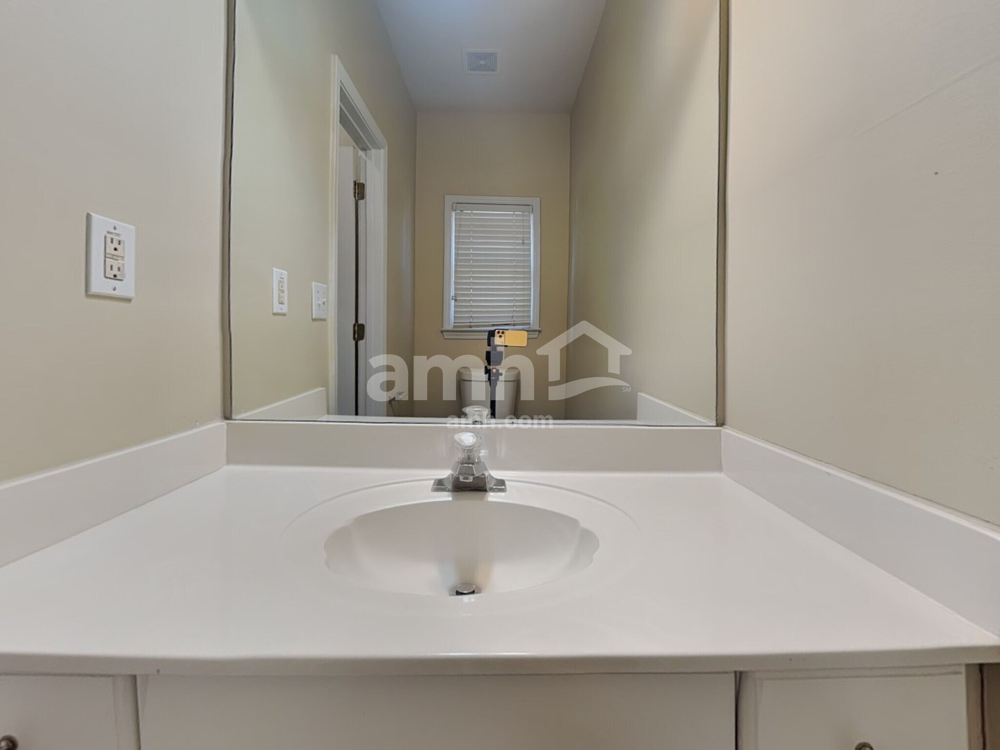 Building Photo - 3284 Creek Trace E