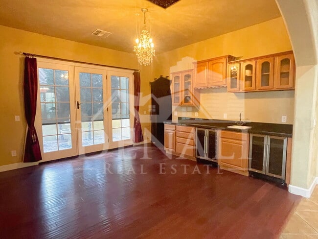 Building Photo - 9443 E Ironwood Bend