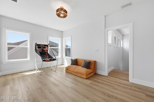 Building Photo - 142 Seabrook Dr