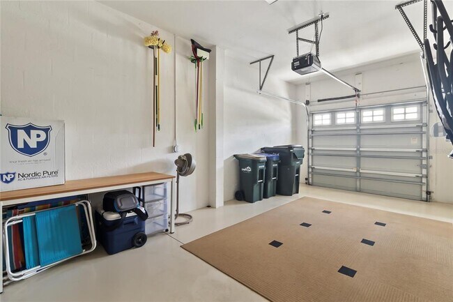 Building Photo - 1331 Jonah Dr