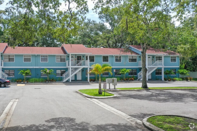Building and Parking - Pelican Grove Apartments
