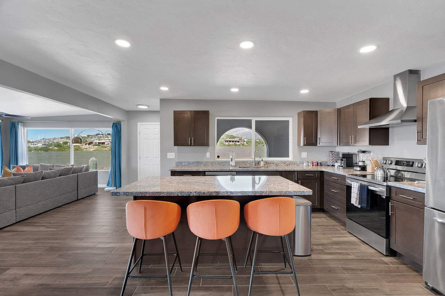 Building Photo - 6240 E River Rd