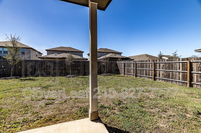Building Photo - 9510 Fls Cyn Blvd