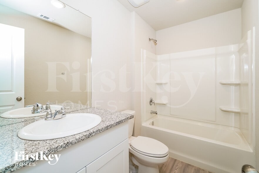 Building Photo - 5330 Trellised Ln