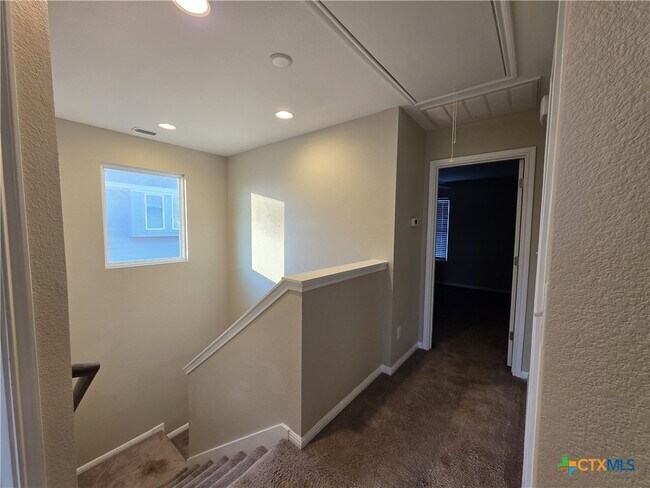 Building Photo - 130 Frasier Dr