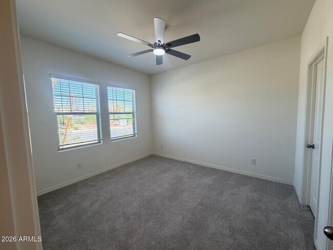 Building Photo - 4422 N 100th Dr