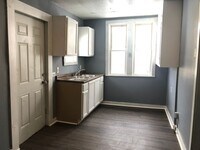 Building Photo - 3206 W 50th St